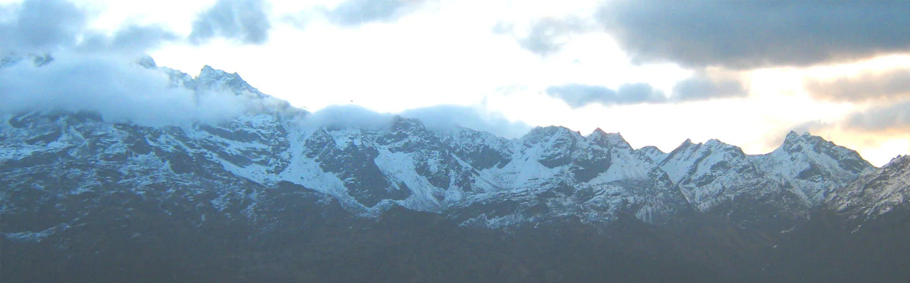 Dzongri Trek