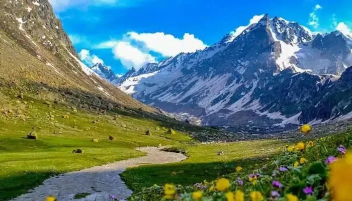 Best Time to Visit Hampta Pass Trek: Season, weather & month guide