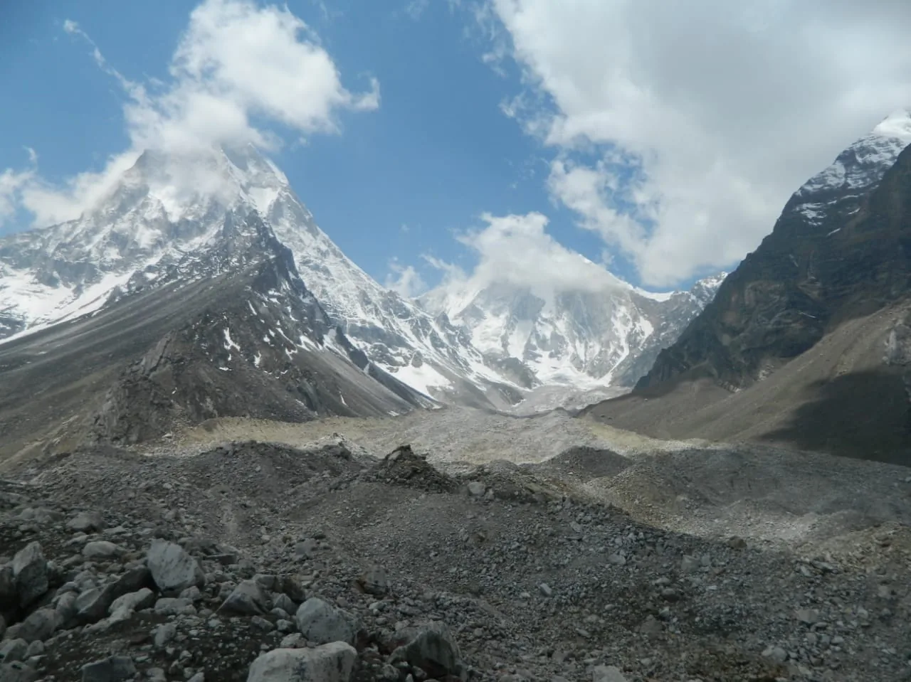Things International Trekkers Should Know Before Visiting Gaumukh Tapovan Trek