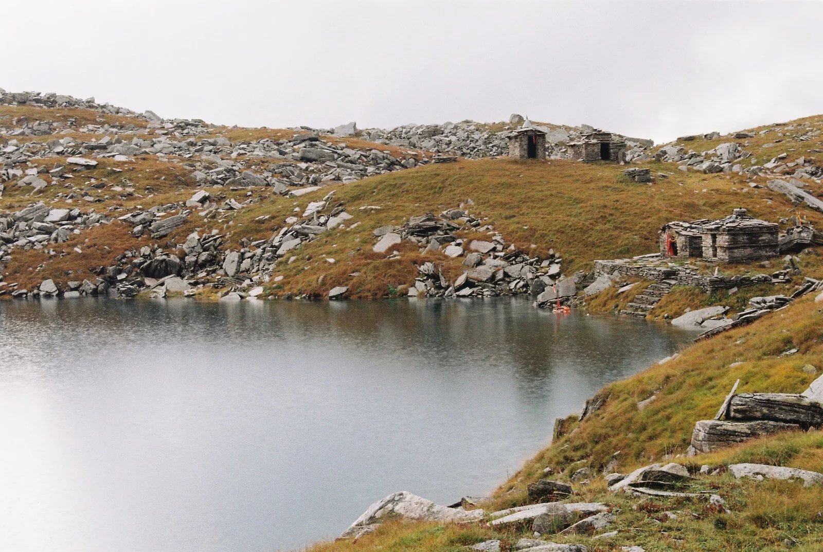 Top 10 Autumn Treks in India for 2026